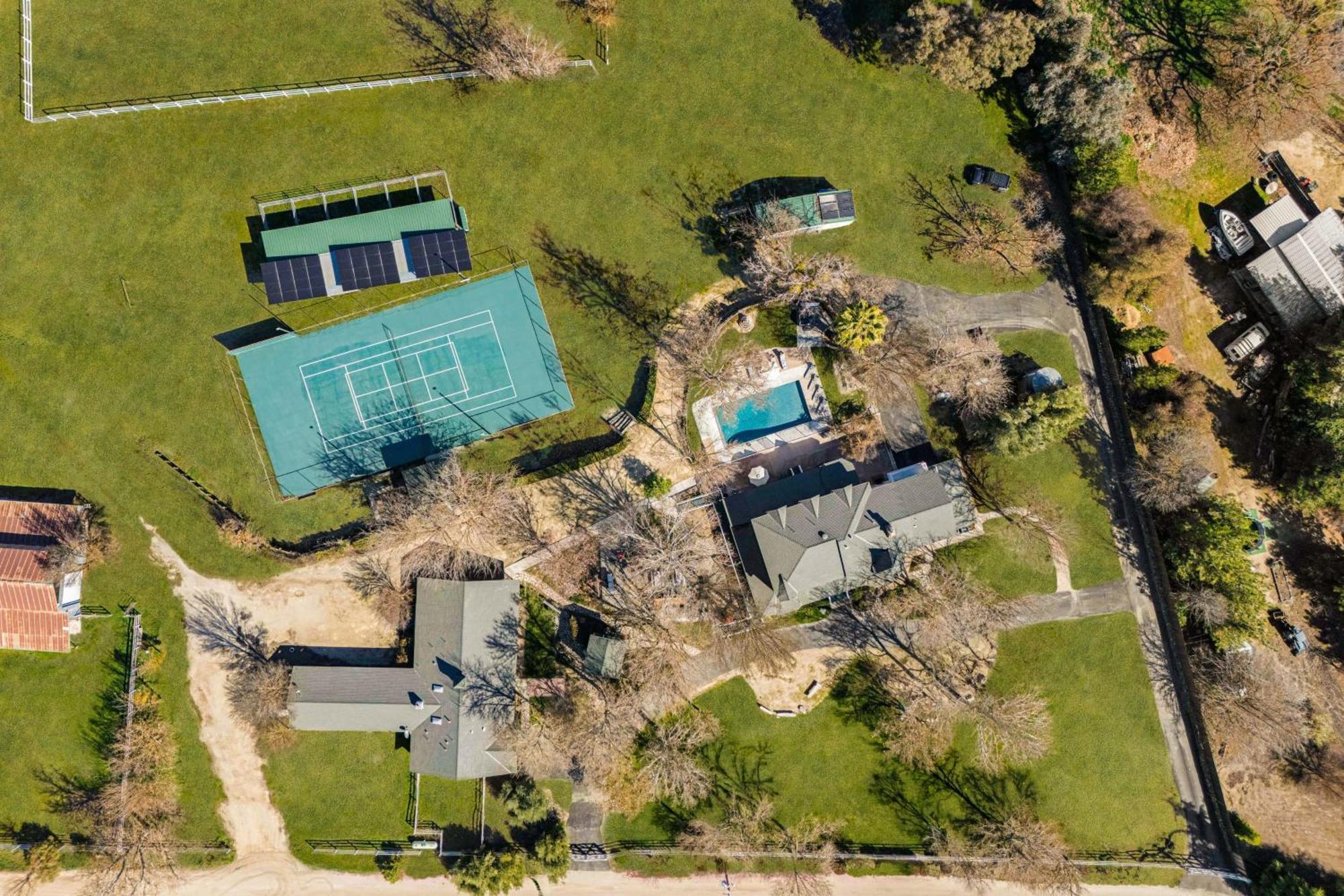 Victorian Manor In Paso Robles Wine Country Pool Hot Tub Firepit Tennis Court Sleeps 28 المظهر الخارجي الصورة
